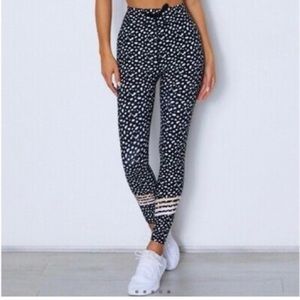 Sarah’s Day WFA 101 Day Dreamer Leggings